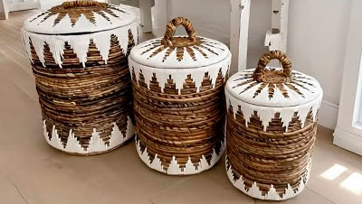 Fabricante de cestas de mimbre Boho de Bali Indonesia.