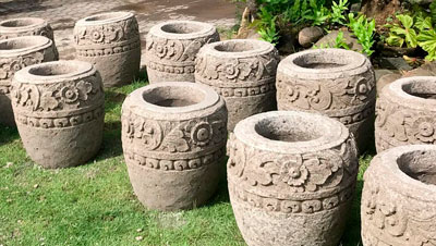 Green stone hand carved pottery garden Decor from Bali supplier.