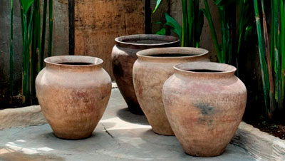 Pottery decor Boho style for garden decoration.